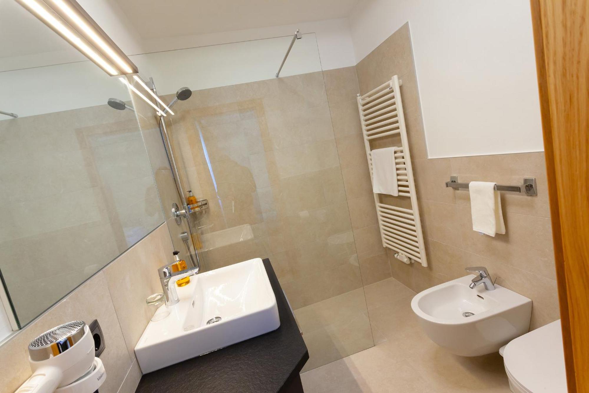 Lamm Hotel 3*